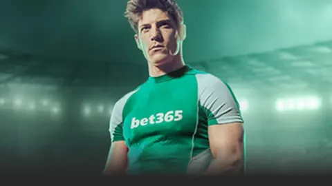 “2025武汉三镇转会阵容揭晓，韦世豪严鼎皓领衔出战！”